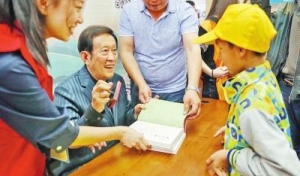 著名文化學(xué)者王立群：詩(shī)詞熱恰逢其時(shí)