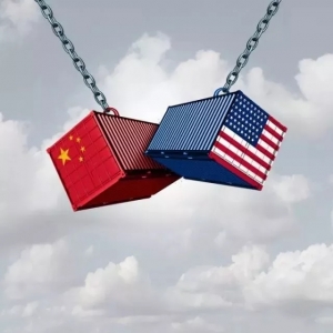 中國應像抗美援朝一樣堅決打垮美國進攻！