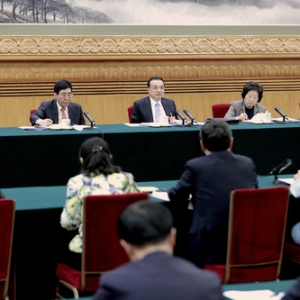 李克強栗戰(zhàn)書趙樂際分別參加全國人大會議一些代表團審議