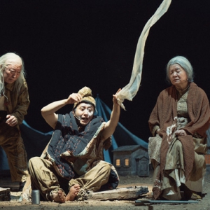 《安魂曲》中文版滬上首演 倪大紅：心里扎實(shí)才對(duì)得起鏡頭