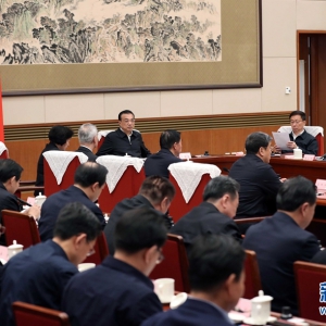 李克強(qiáng)主持召開研究部署“十四五”規(guī)劃編制專題會(huì)議強(qiáng)調(diào) 高水平編制好“十四五”規(guī)劃 推動(dòng)開創(chuàng)經(jīng)濟(jì)社會(huì)發(fā)展新局面 韓正出席