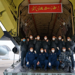 習(xí)近平“增兵”火神山！軍隊(duì)抽組1400名醫(yī)護(hù)人員!