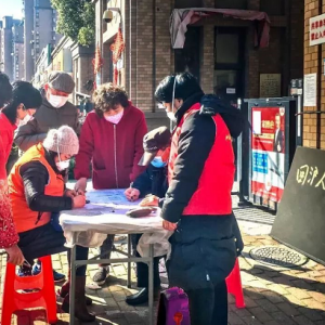 凝聚人心、鼓舞士氣，松江區(qū)發(fā)揮精神文明建設(shè)戰(zhàn)線作用，助力打贏疫情防控阻擊戰(zhàn)