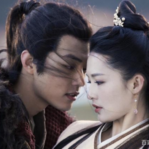 《狼殿下》還沒著落，李沁卻偷偷帶來新劇，男主是再熟悉不過的他