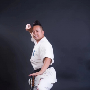 劉少華：世界空手道拳王、知名影視武術(shù)導(dǎo)演